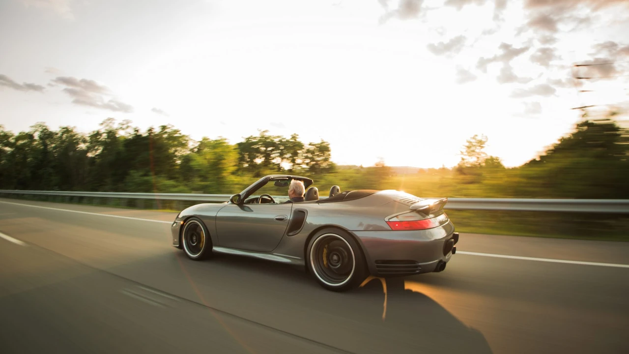 2005 Porsche 996 Turbo - Image 6 of 31