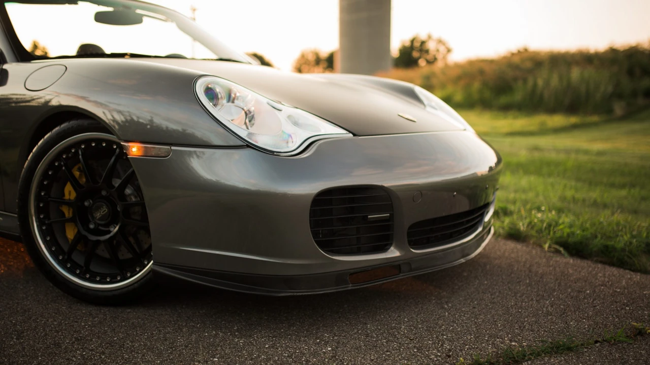 2005 Porsche 996 Turbo - Image 22 of 31