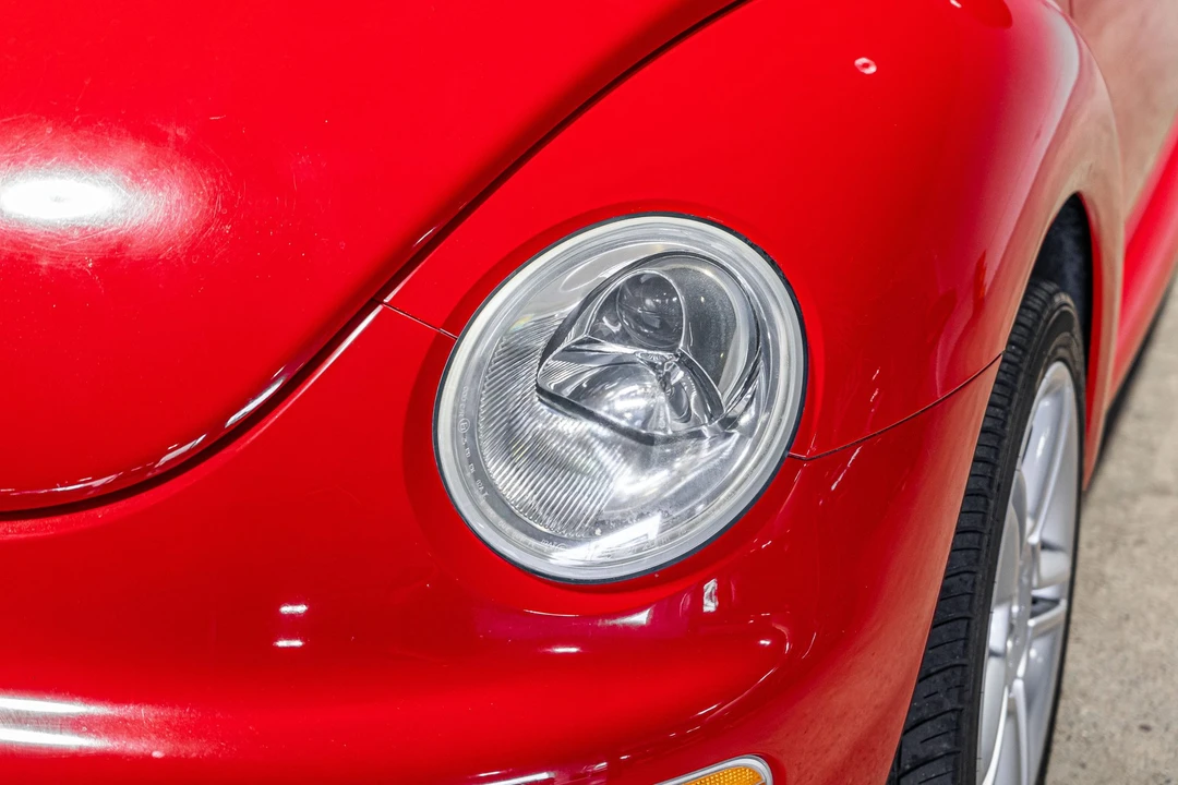 2005 Volkswagen New Beetle - Image 29 of 31