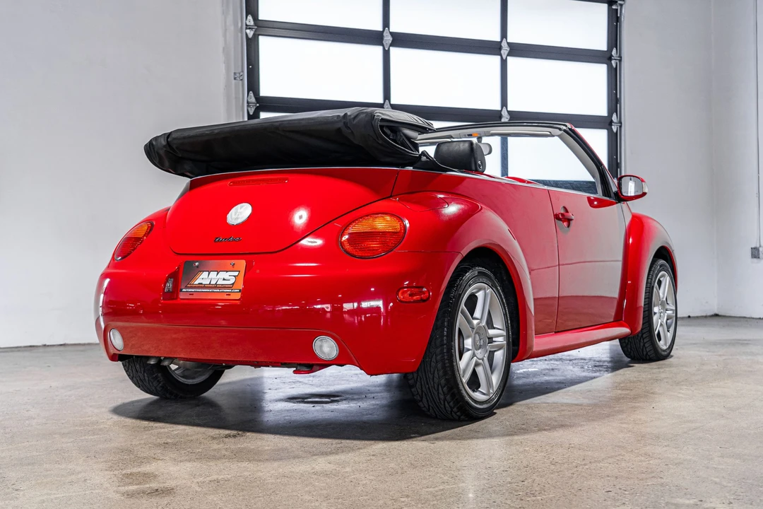 2005 Volkswagen New Beetle - Image 15 of 31