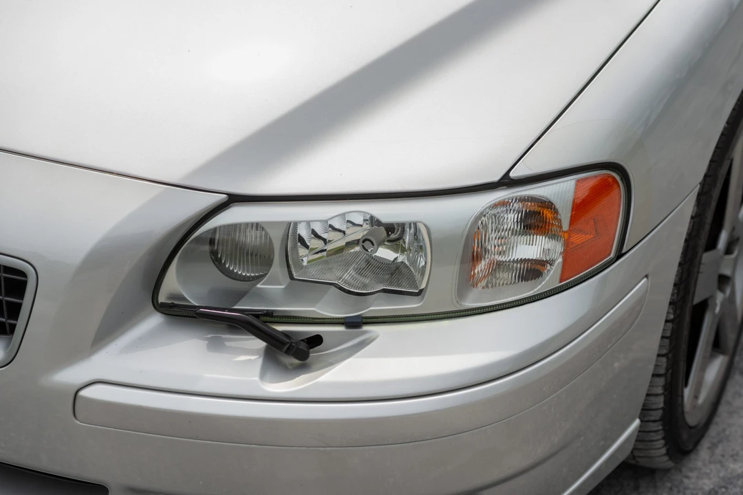 2005 Volvo S60 R 1st Gen - Image 23 of 31