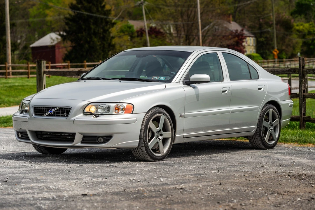 2005 Volvo S60 R 1st Gen - Image 2 of 31