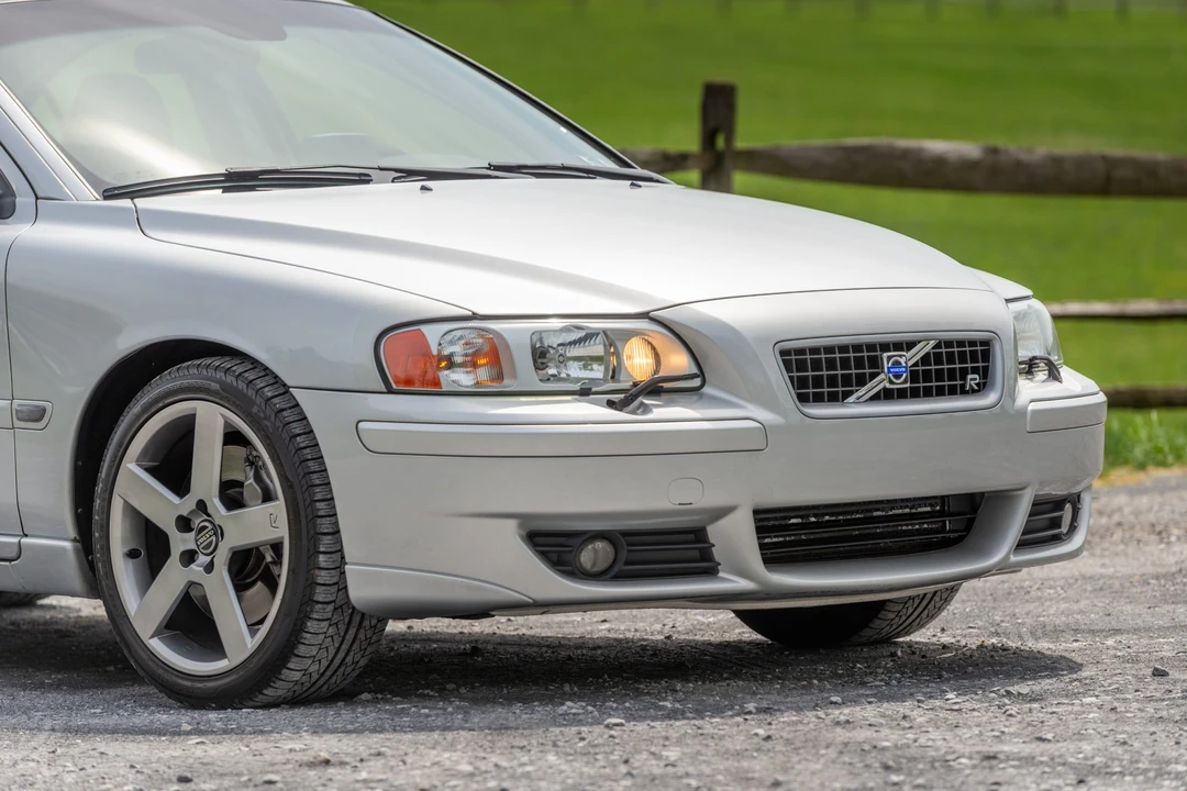 2005 Volvo S60 R 1st Gen - Image 16 of 31