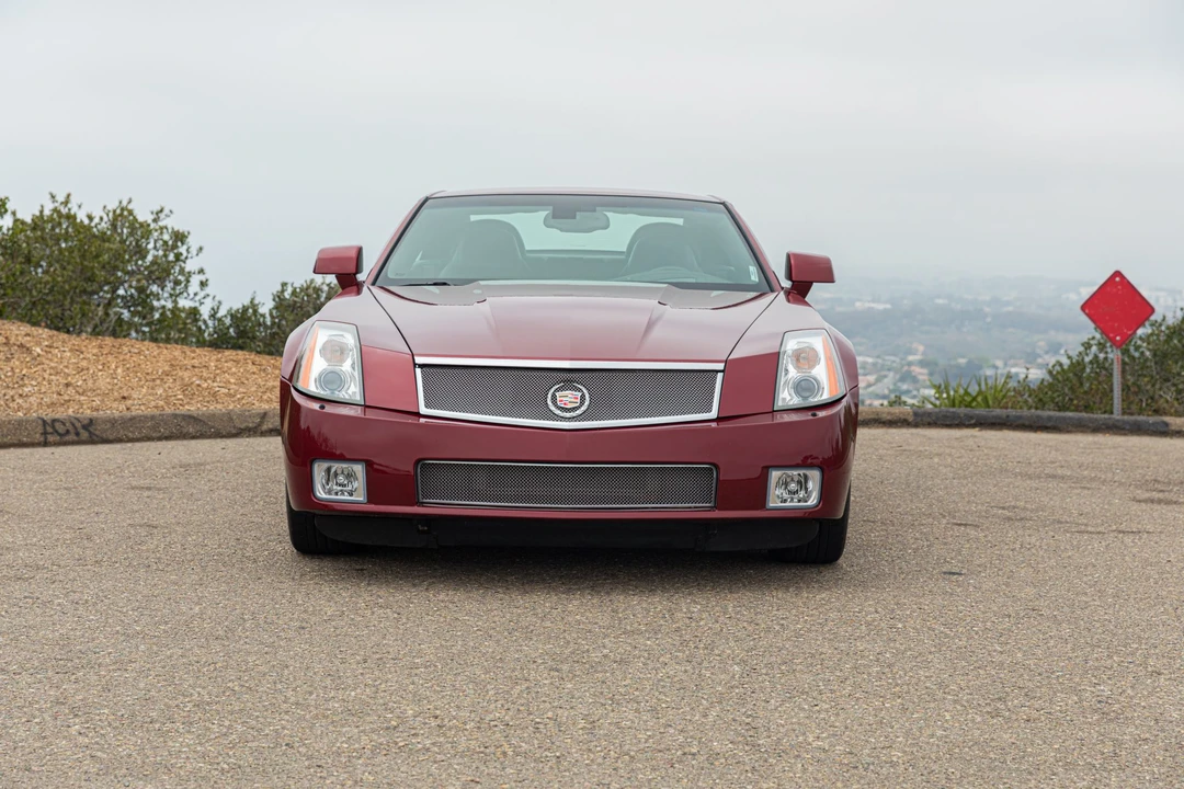 2006 Cadillac XLR-V - Image 9 of 31