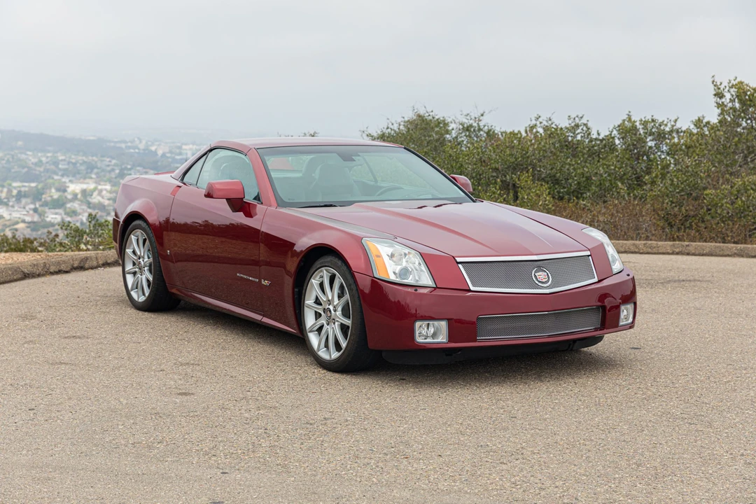2006 Cadillac XLR-V - Image 4 of 31