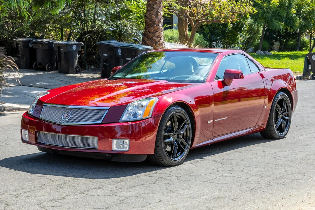 2006 Cadillac XLR-V - Image 9 of 31