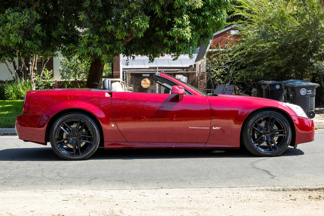 2006 Cadillac XLR-V - Image 7 of 31