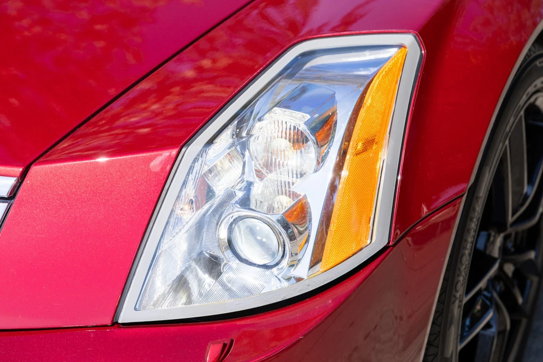 2006 Cadillac XLR-V - Image 20 of 31