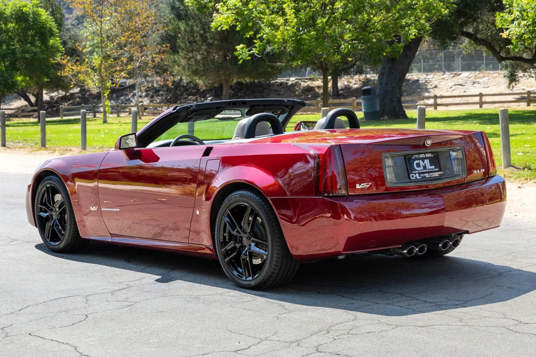 2006 Cadillac XLR-V - Image 4 of 31