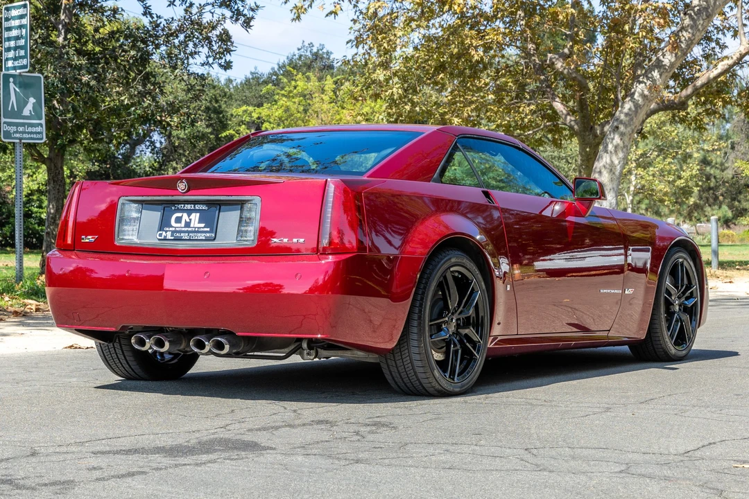 2006 Cadillac XLR-V - Image 13 of 31