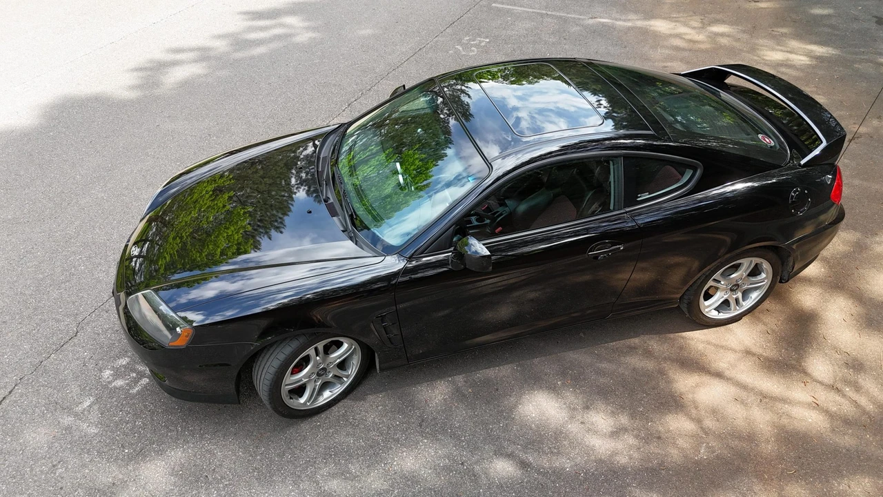 2006 Hyundai Tiburon - Image 28 of 31