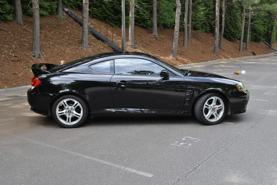 2006 Hyundai Tiburon - Image 6 of 31