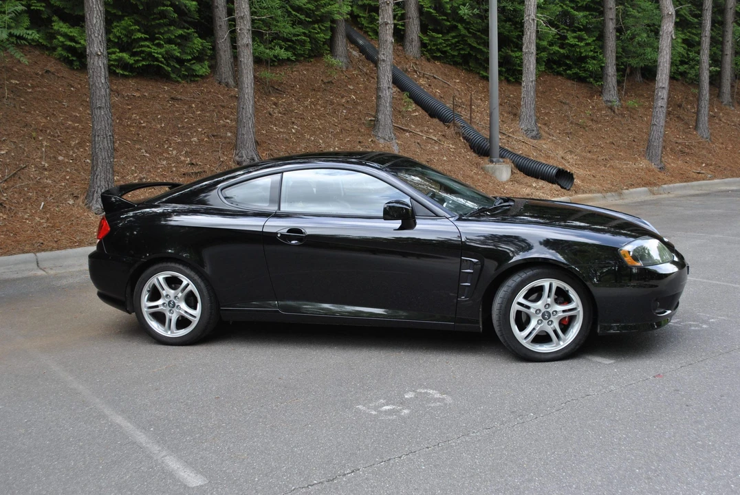 2006 Hyundai Tiburon - Image 5 of 31