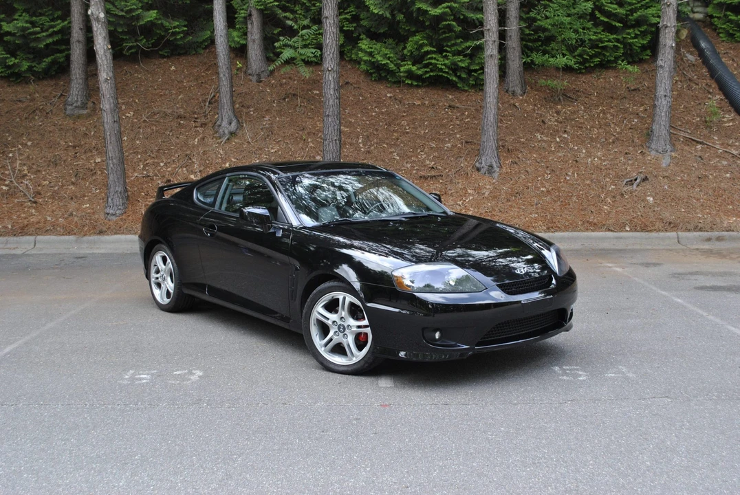 2006 Hyundai Tiburon - Image 3 of 31