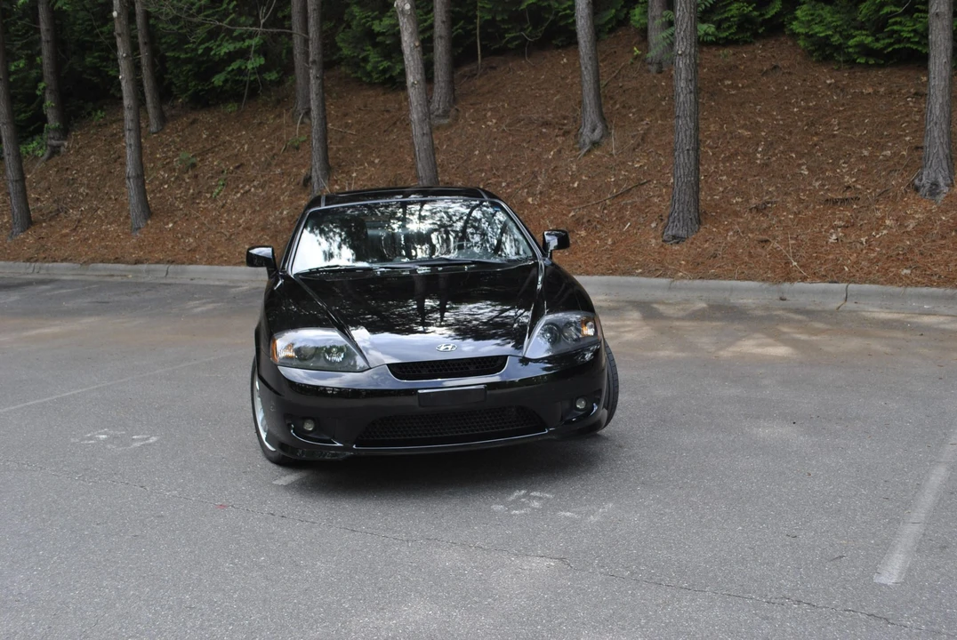 2006 Hyundai Tiburon - Image 26 of 31