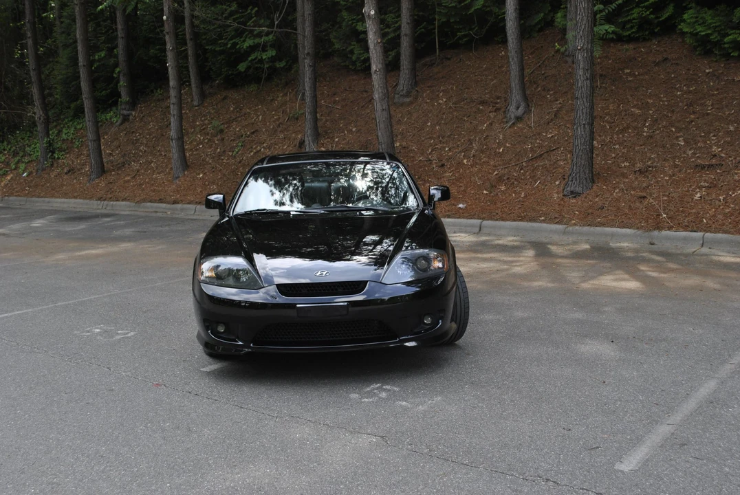 2006 Hyundai Tiburon - Image 25 of 31