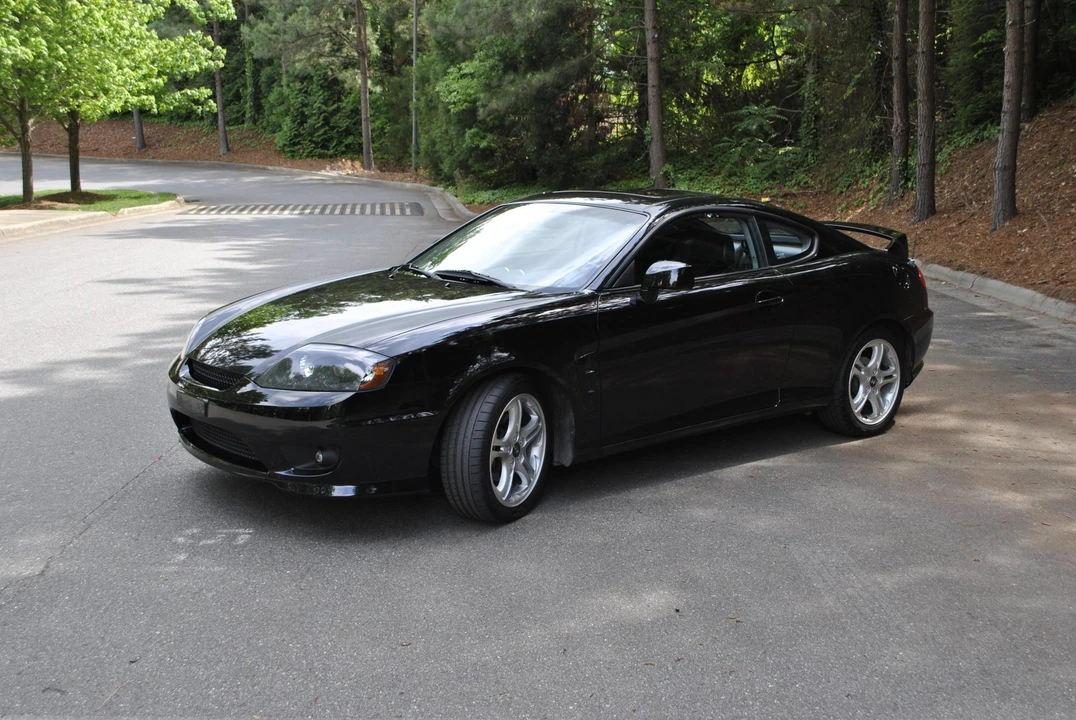 2006 Hyundai Tiburon - Image 22 of 31