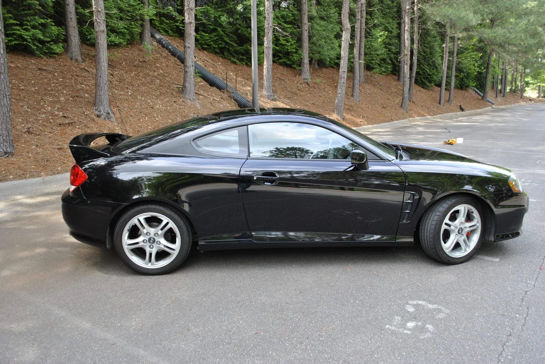 2006 Hyundai Tiburon - Image 7 of 31