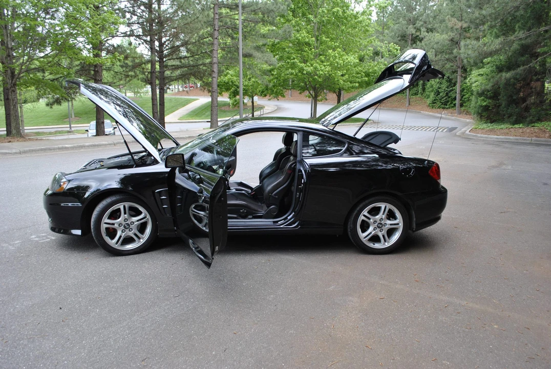 2006 Hyundai Tiburon - Image 31 of 31