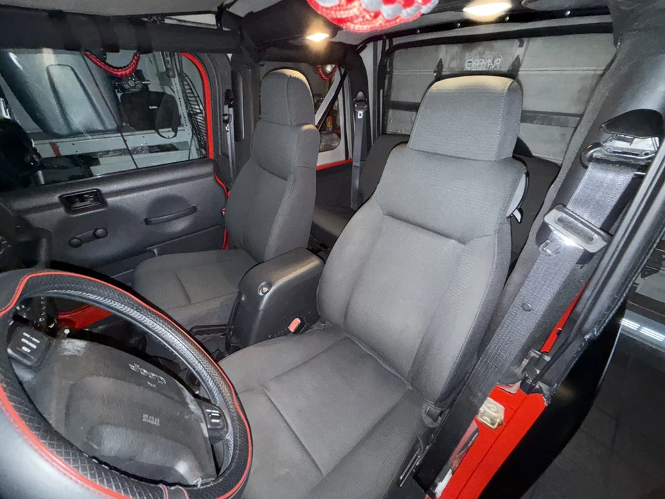 2006 Jeep TJ Wrangler - Image 25 of 31