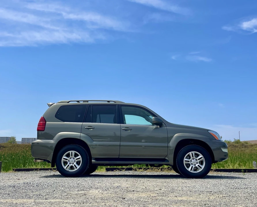 2006 Lexus GX 1st Gen - Image 24 of 31