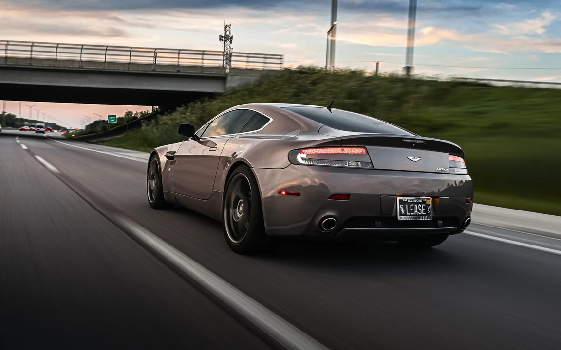2007 Aston Martin V8 Vantage (2006-2017) - Image 9 of 31