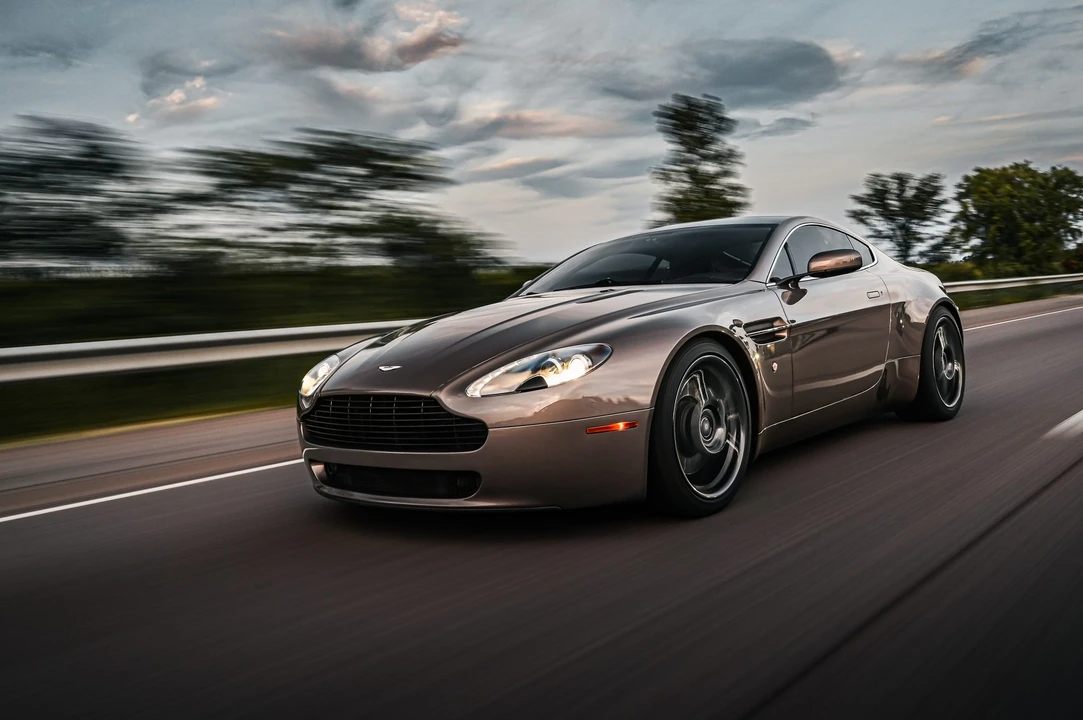 2007 Aston Martin V8 Vantage (2006-2017) - Image 2 of 31