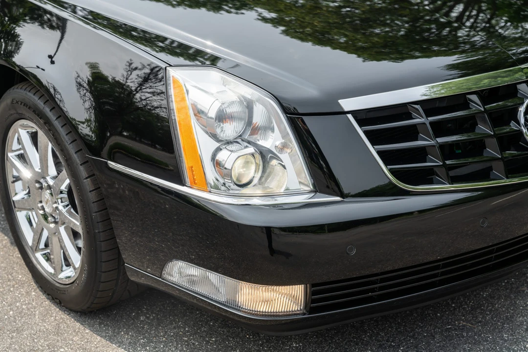 2007 Cadillac DTS - Image 11 of 31