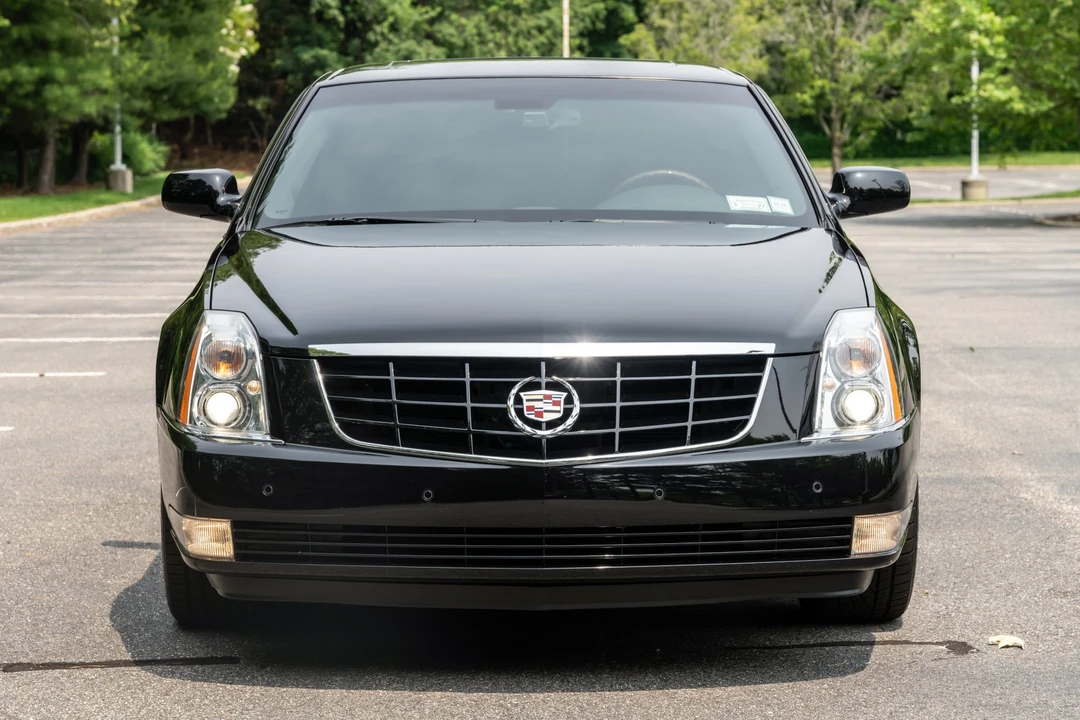 2007 Cadillac DTS - Image 3 of 31