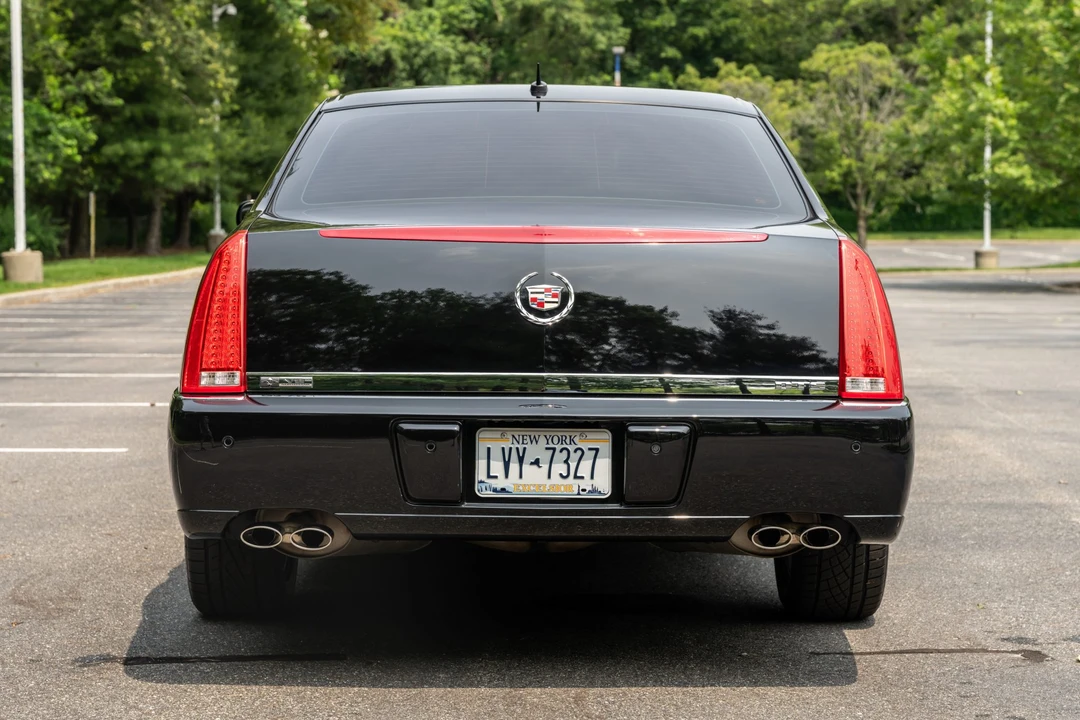 2007 Cadillac DTS - Image 7 of 31