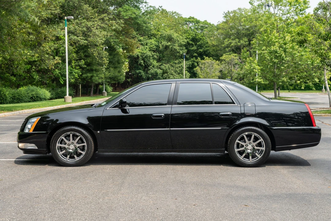 2007 Cadillac DTS - Image 9 of 31