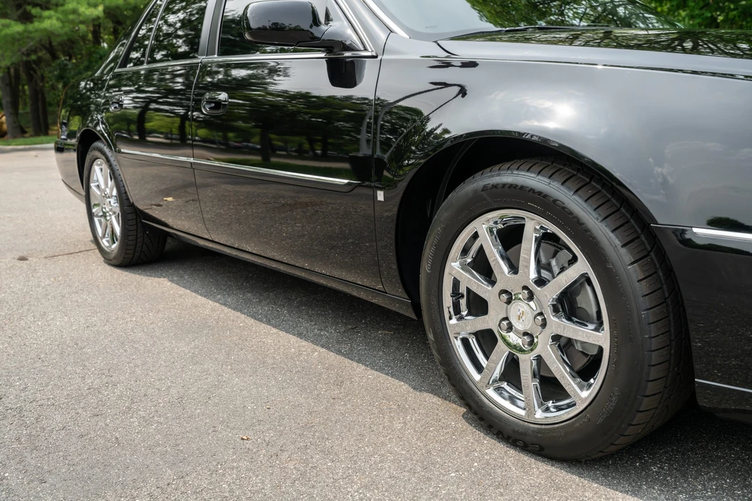 2007 Cadillac DTS - Image 18 of 31