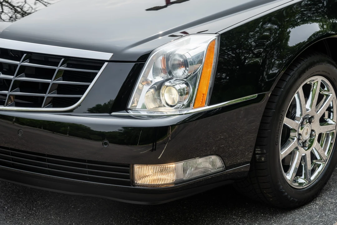 2007 Cadillac DTS - Image 12 of 31