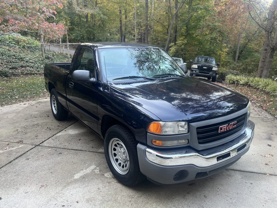 2007 GMC Sierra 2nd Gen - Image 6 of 31