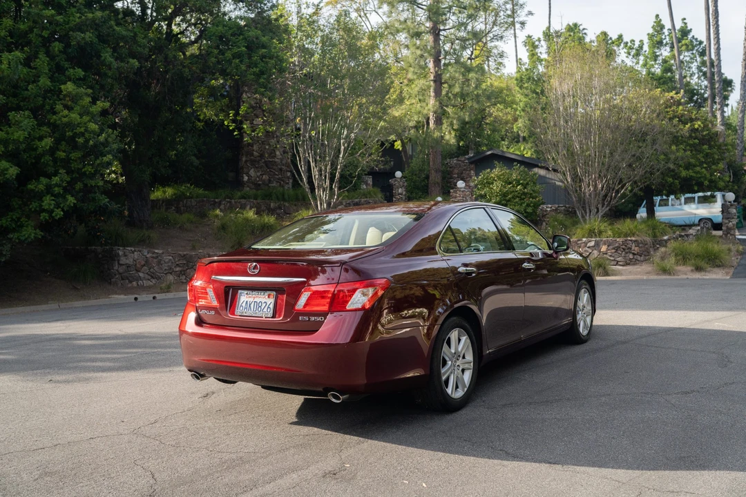2007 Lexus ES 5th Gen - Image 7 of 31