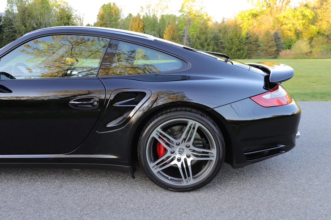 2007 Porsche 997 Turbo - Image 28 of 31