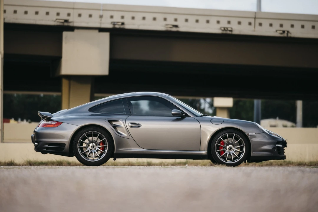 2007 Porsche 997 Turbo - Image 18 of 31
