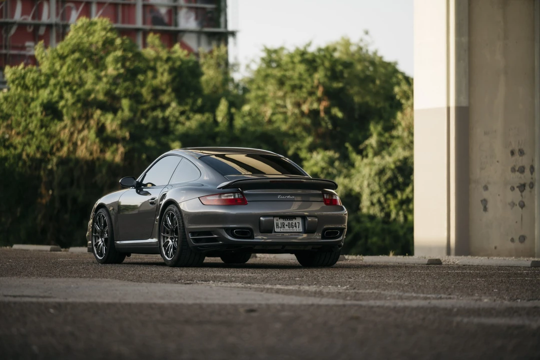 2007 Porsche 997 Turbo - Image 12 of 31