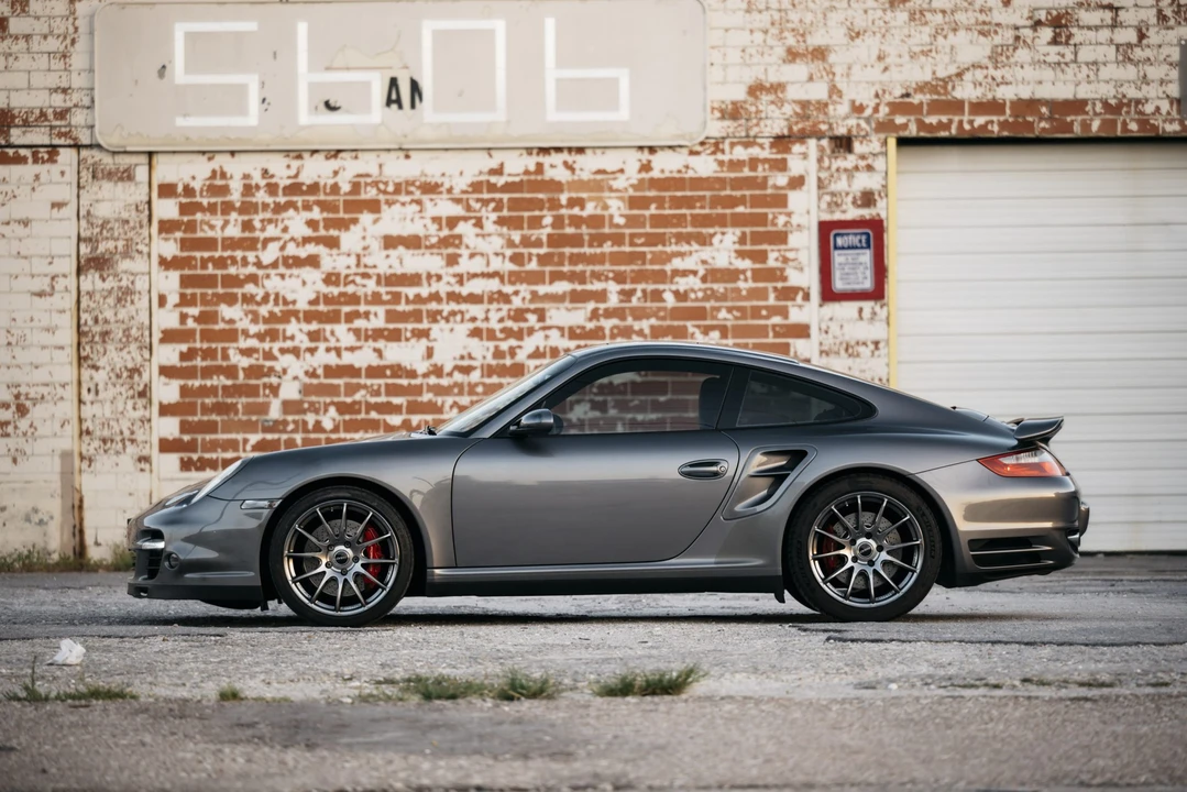 2007 Porsche 997 Turbo - Image 6 of 31