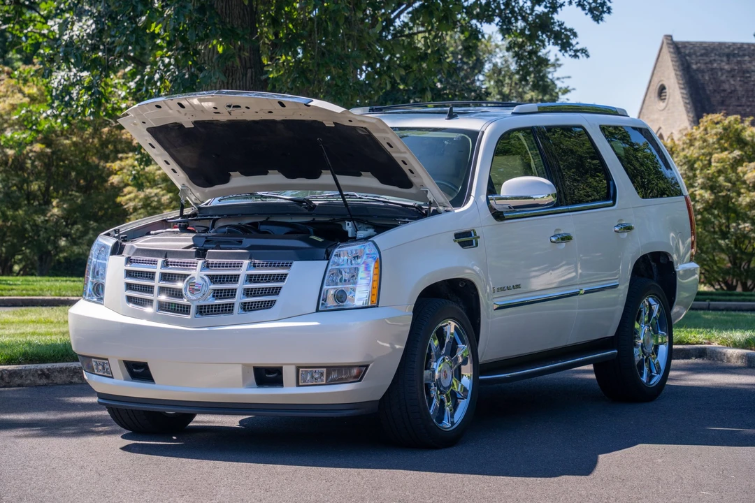 2008 Cadillac Escalade & EXT 3rd Gen - Image 13 of 31