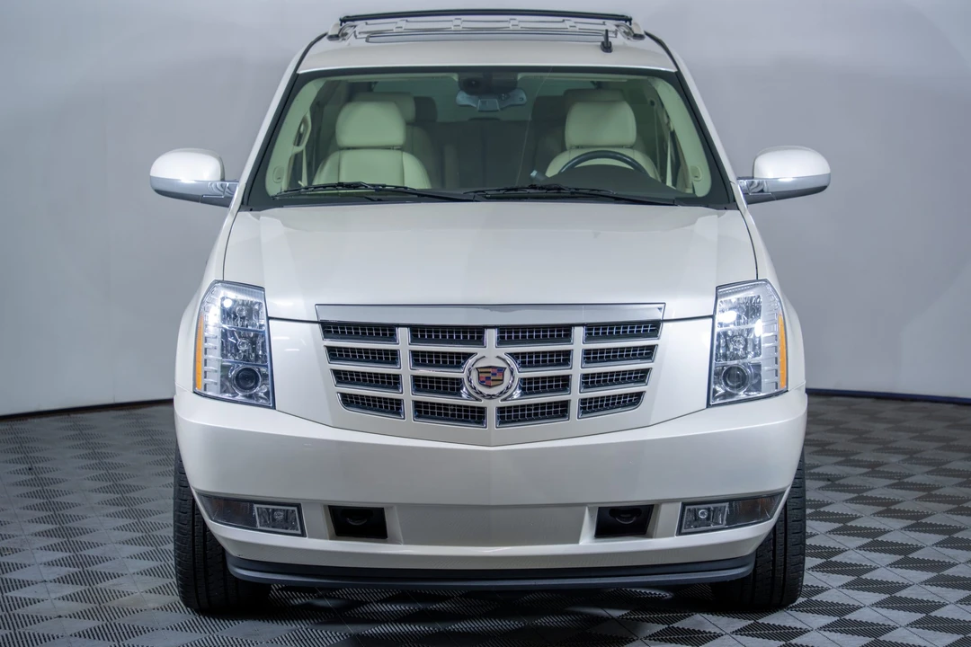 2008 Cadillac Escalade & EXT 3rd Gen - Image 19 of 31