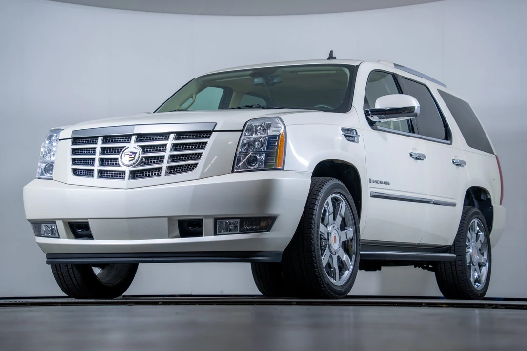 2008 Cadillac Escalade & EXT 3rd Gen - Image 16 of 31