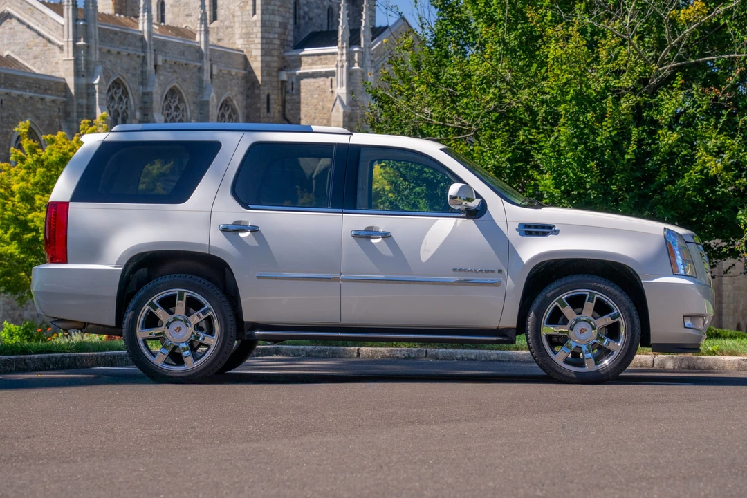 2008 Cadillac Escalade & EXT 3rd Gen - Image 10 of 31