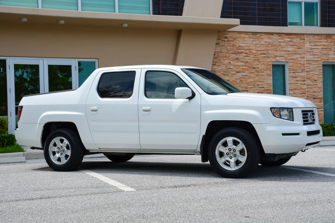 2008 Honda Ridgeline 1st Gen - Image 4 of 31
