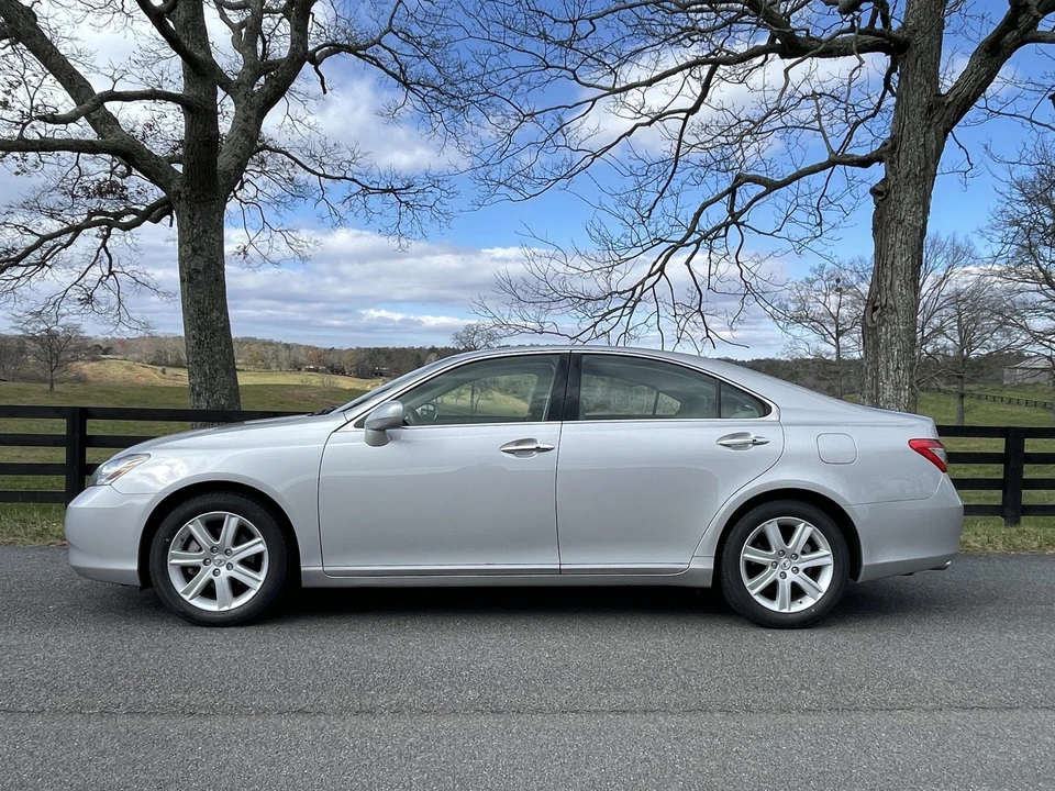 2008 Lexus ES 5th Gen - Image 7 of 31