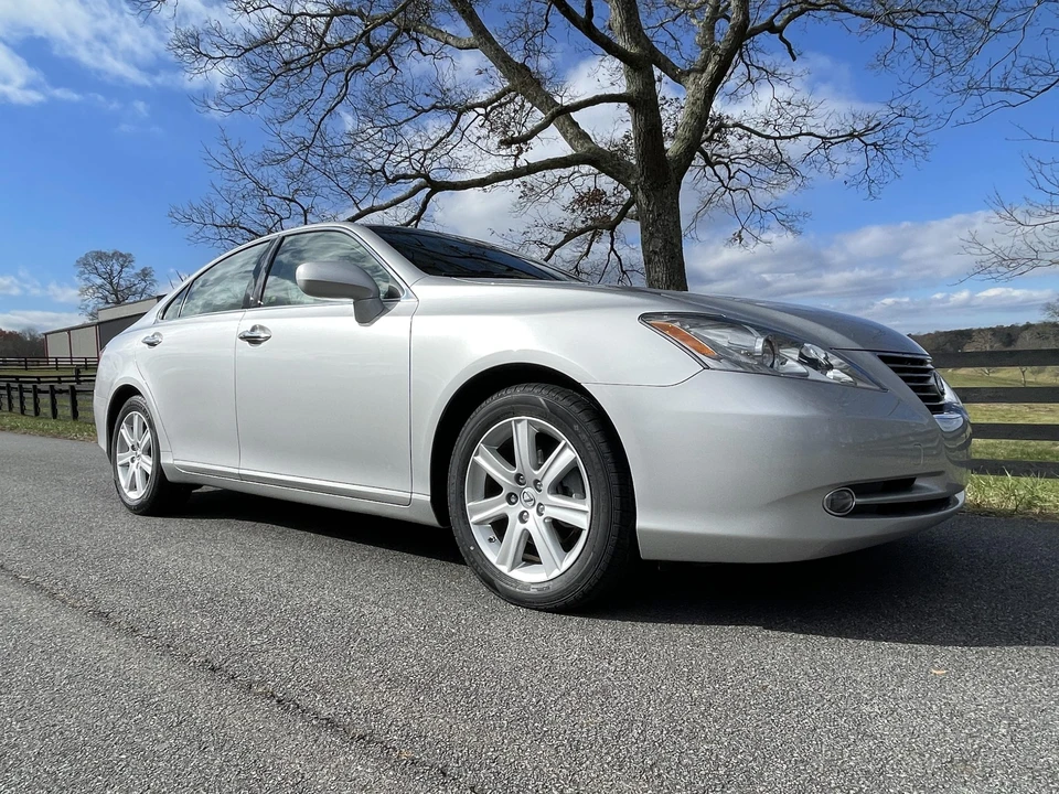 2008 Lexus ES 5th Gen - Image 22 of 31