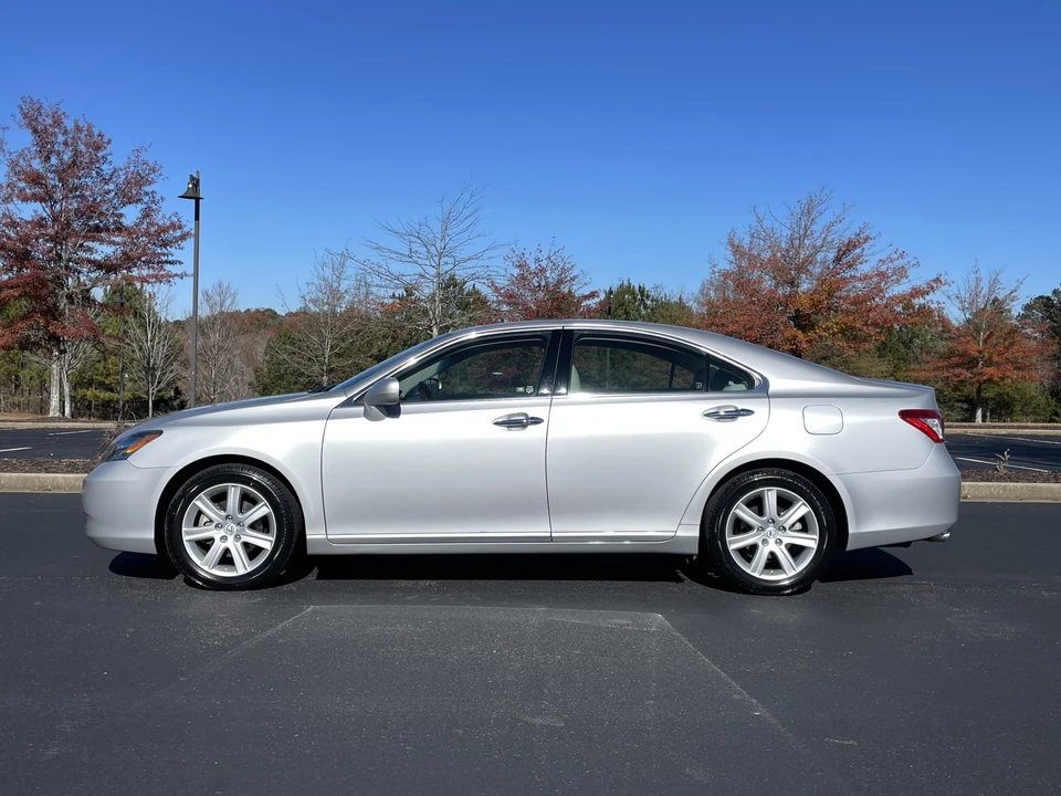 2008 Lexus ES 5th Gen - Image 8 of 31