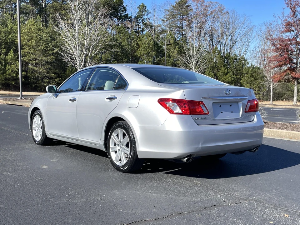 2008 Lexus ES 5th Gen - Image 11 of 31