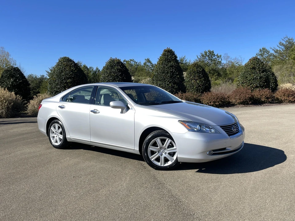 2008 Lexus ES 5th Gen - Image 27 of 31