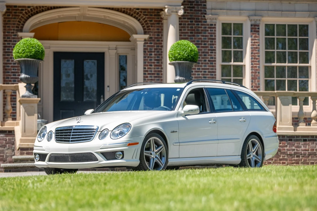2008 Mercedes-Benz W211 E 55 & E 63 AMG - Image 3 of 31